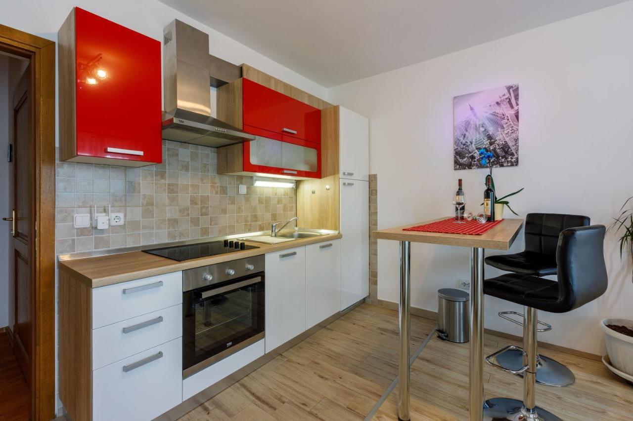 Apartments Dolloree Dramalj Kültér fotó