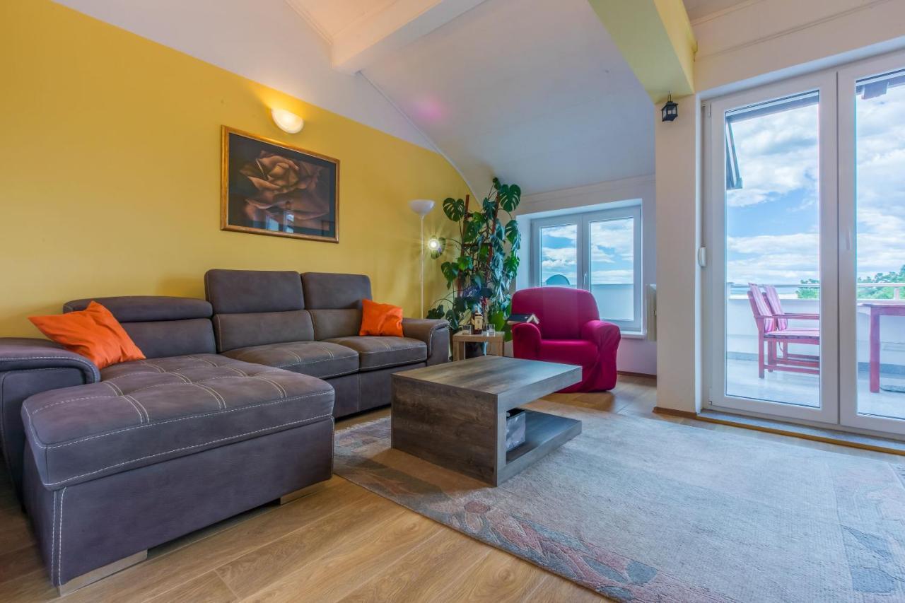 Apartments Dolloree Dramalj Kültér fotó