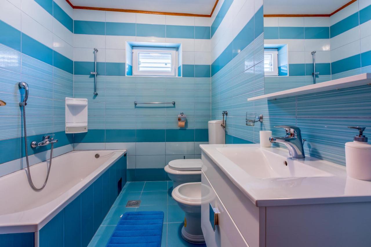Apartments Dolloree Dramalj Kültér fotó