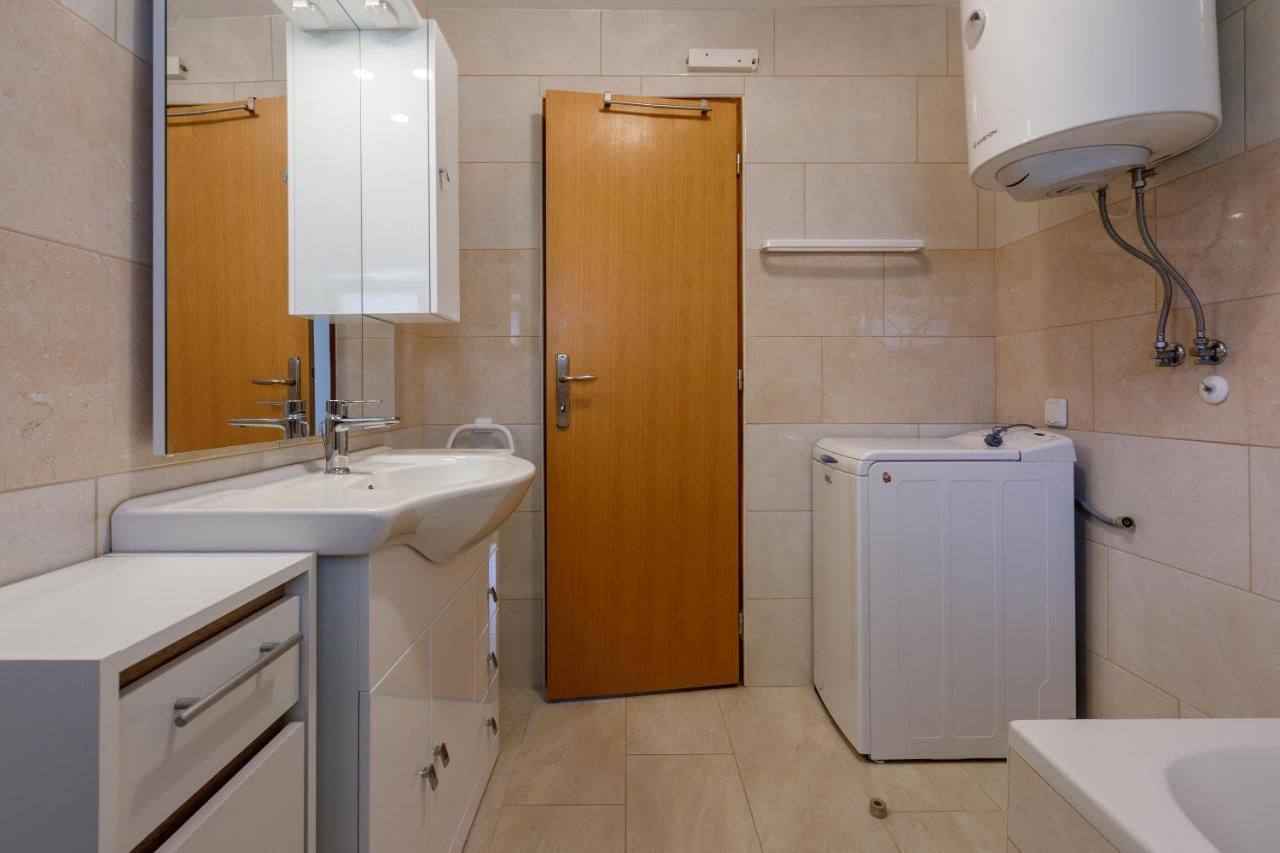 Apartments Dolloree Dramalj Kültér fotó