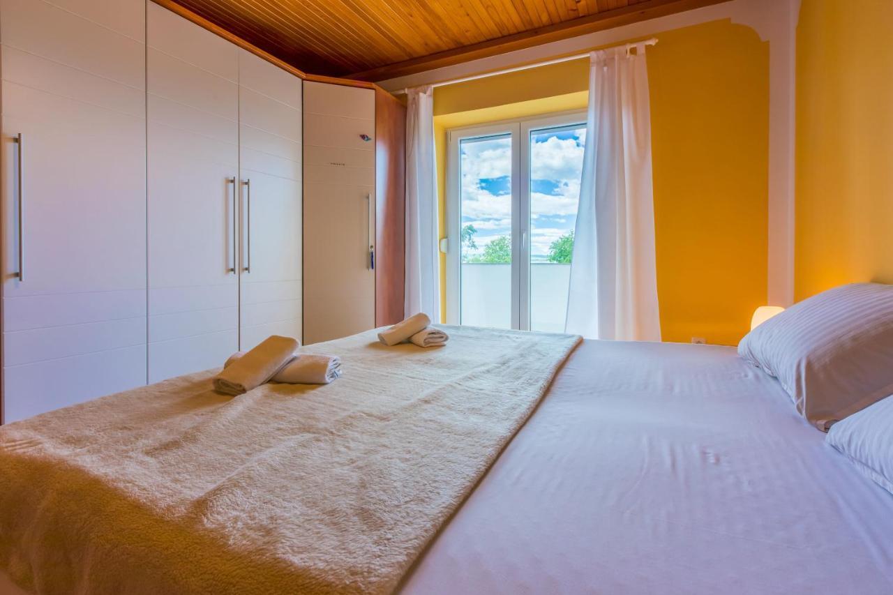 Apartments Dolloree Dramalj Kültér fotó